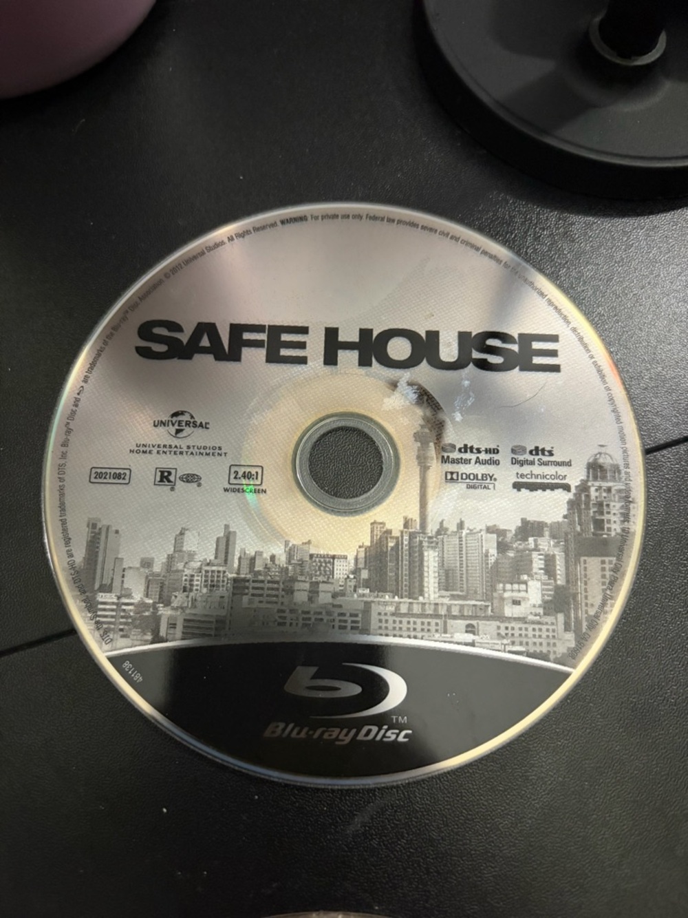 SAFE HOUSE Blu-ray Disc - Movie Disc